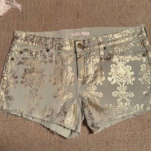 7 For All Mankind Cut Off shorts Brocade Foil print Mint 29